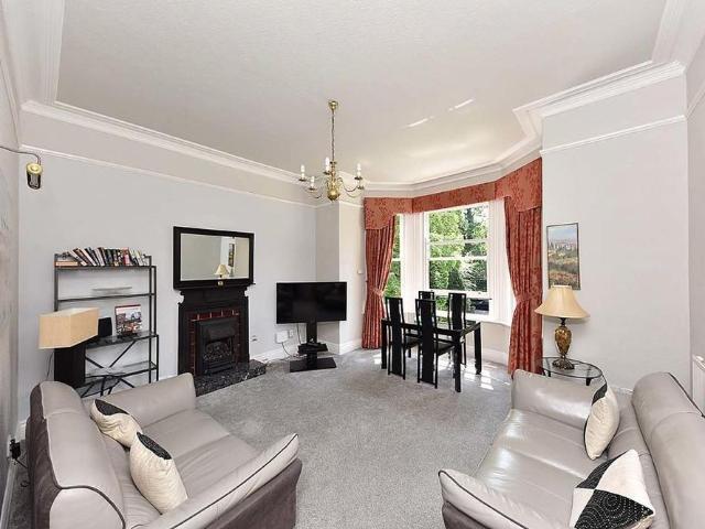 3 bedroom apartment to rent