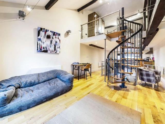 3 bedroom apartment to rent