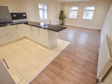 3 bedroom apartment to rent