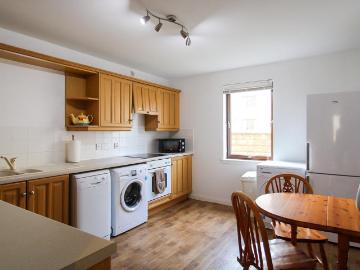 3 bedroom apartment to rent