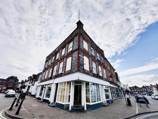 3 bedroom apartment to rent