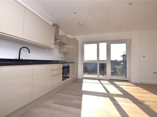 3 bedroom apartment to rent