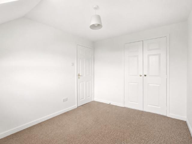 3 bedroom apartment to rent