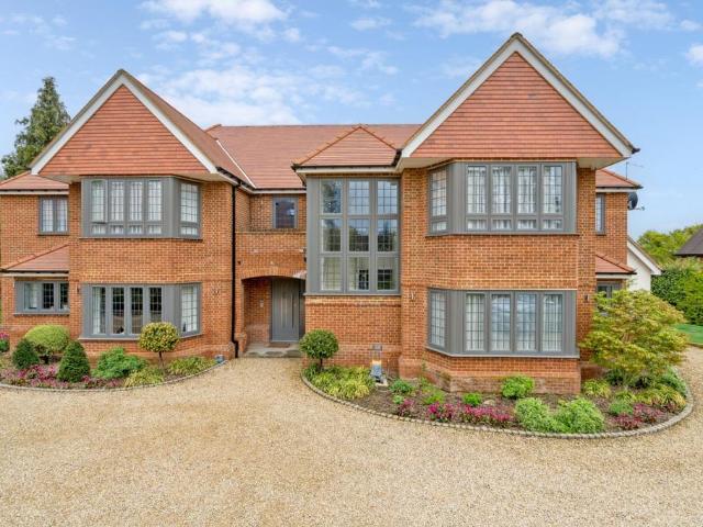 3 bedroom apartment to rent