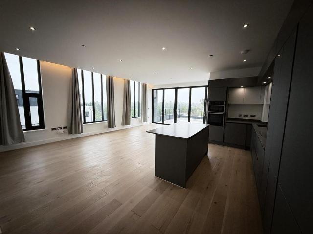 3 bedroom apartment to rent