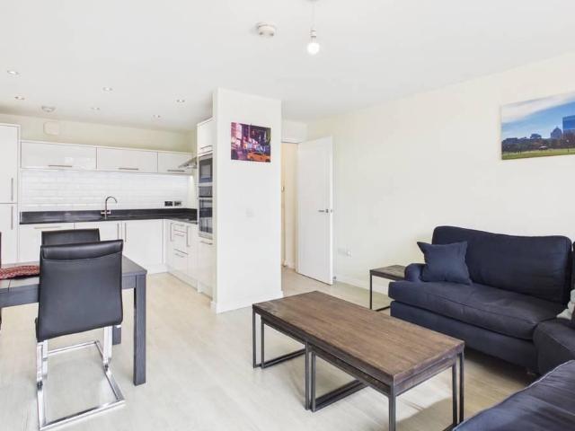 3 bedroom apartment to rent