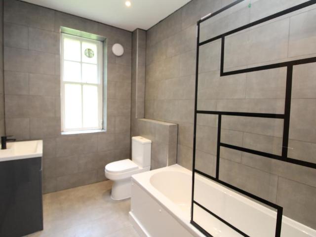 3 bedroom apartment to rent