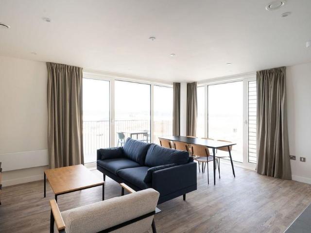 3 bedroom apartment to rent