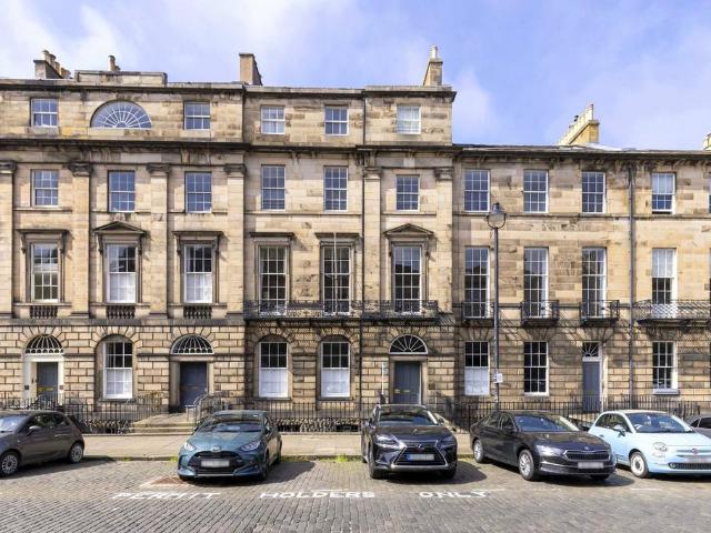 3 bedroom apartment to rent