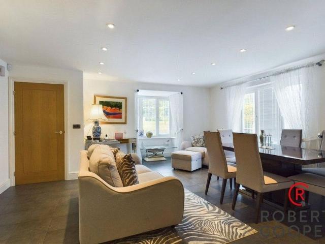 3 bedroom apartment to rent