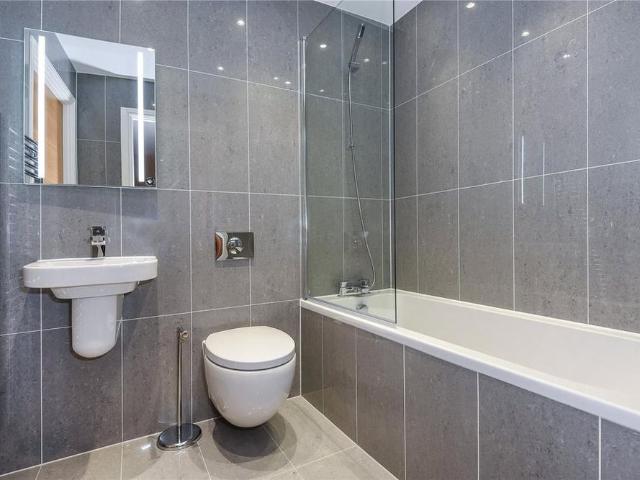 3 bedroom apartment to rent