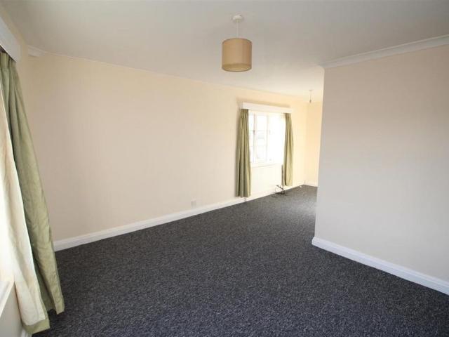 3 bedroom apartment to rent