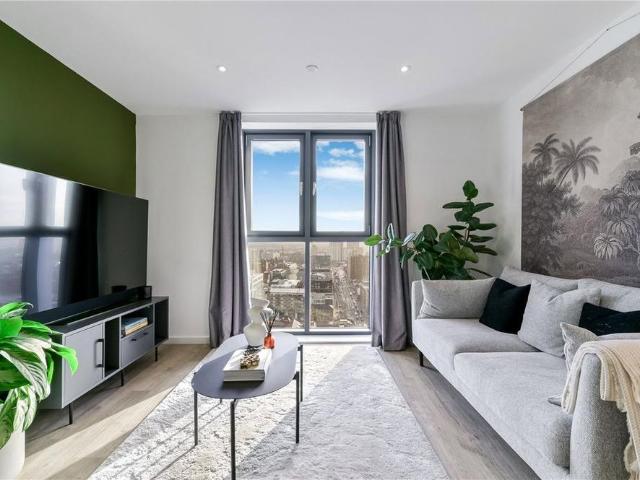 3 bedroom apartment to rent