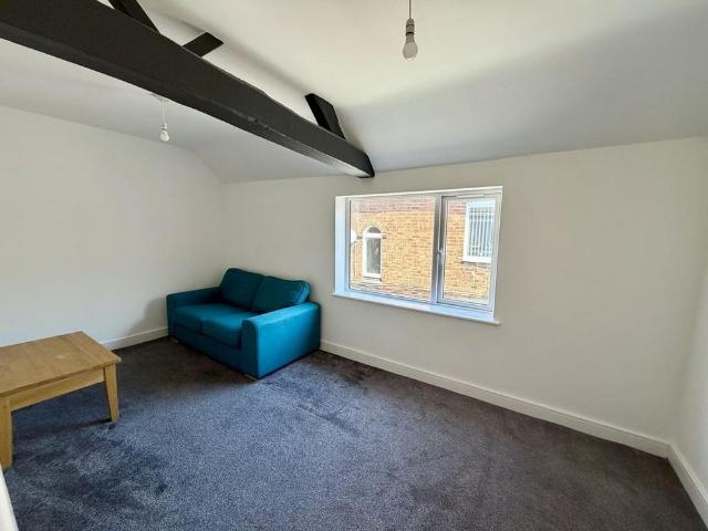 3 bedroom apartment to rent