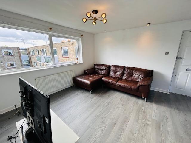 3 bedroom apartment to rent