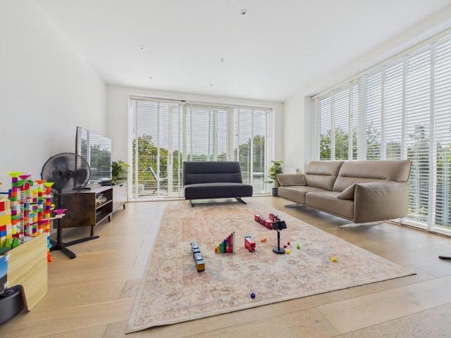 3 bedroom apartment to rent