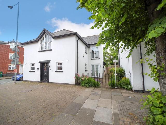 3 bedroom apartment to rent