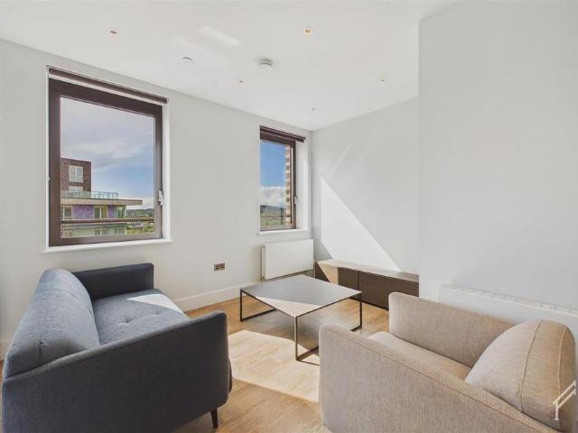 3 bedroom apartment to rent