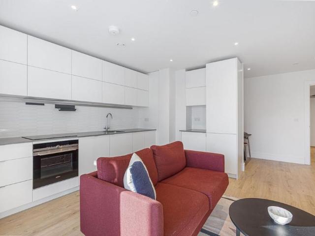 3 bedroom apartment to rent