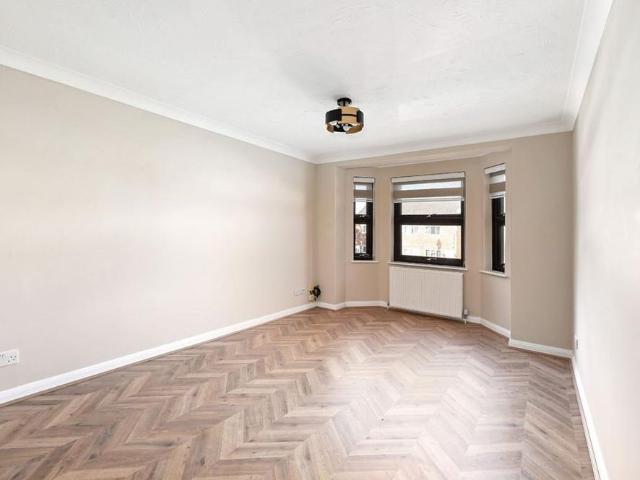 3 bedroom apartment to rent