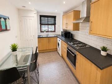 3 bedroom apartment to rent
