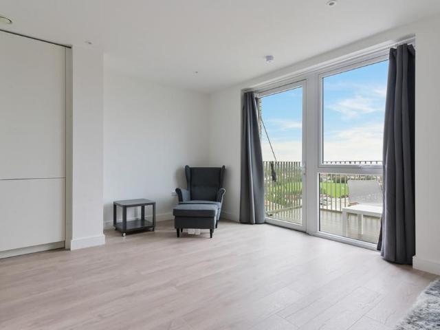 3 bedroom apartment to rent