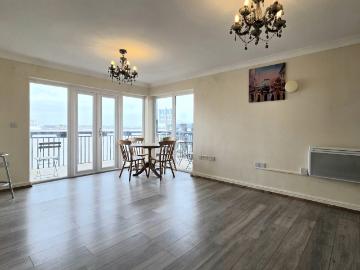3 bedroom apartment to rent