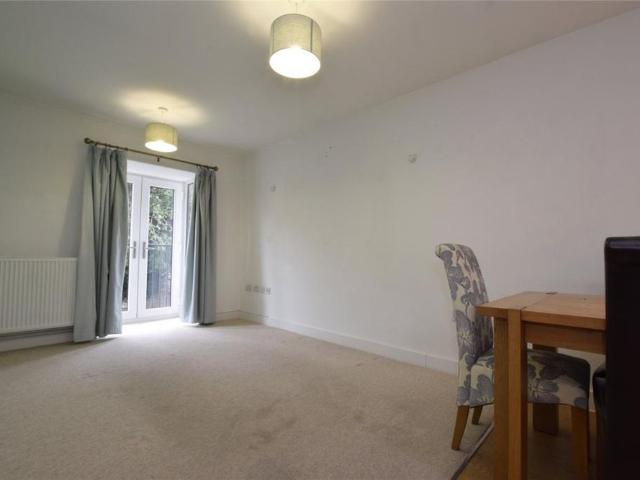 3 bedroom apartment to rent