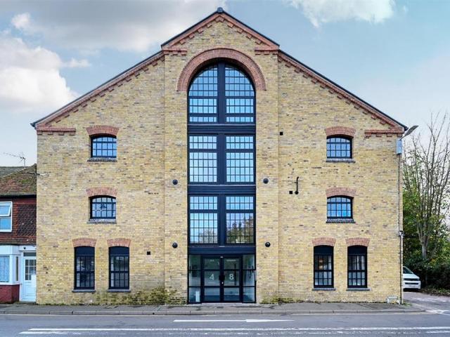 3 bedroom apartment to rent