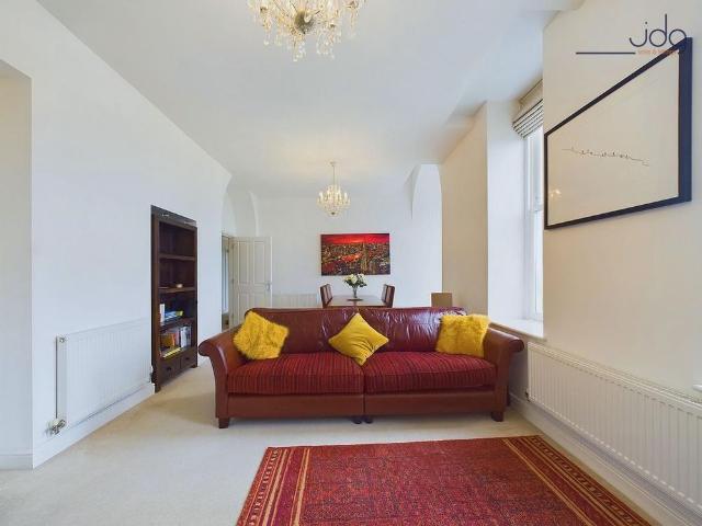 3 bedroom apartment to rent