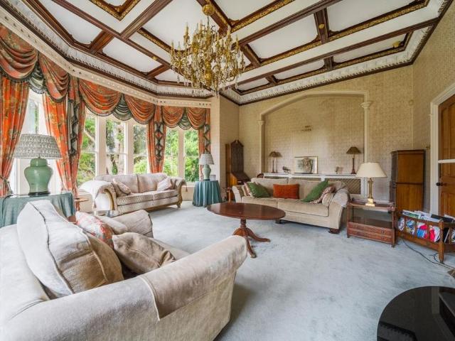 3 bedroom apartment to rent
