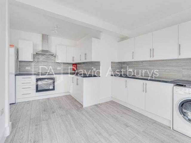 3 bedroom apartment to rent