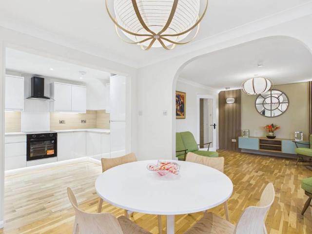3 bedroom apartment to rent