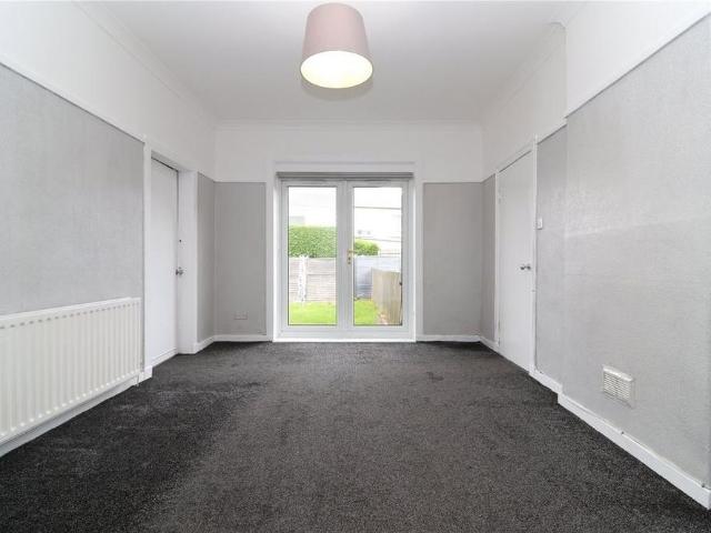 3 bedroom apartment to rent