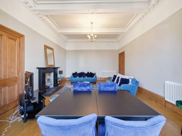 3 bedroom apartment to rent