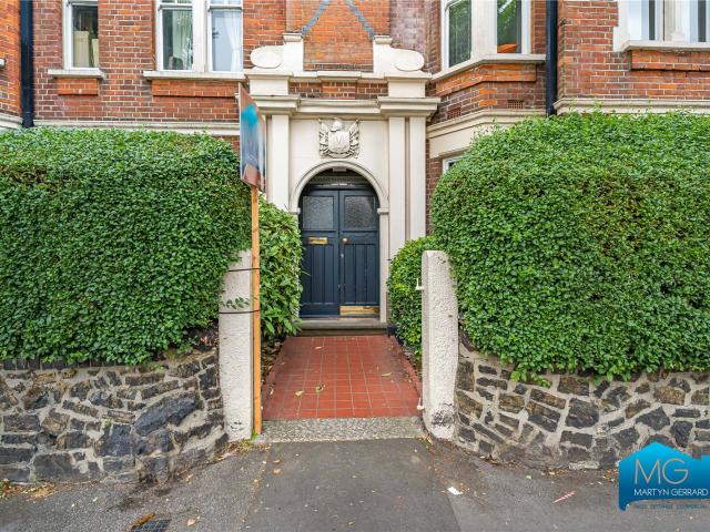 3 bedroom apartment to rent