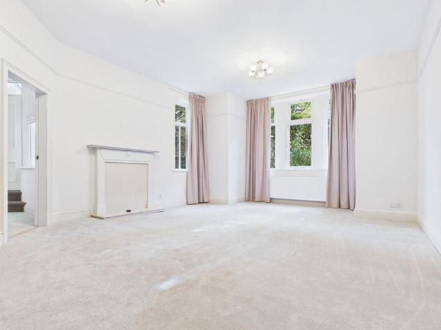 3 bedroom apartment to rent