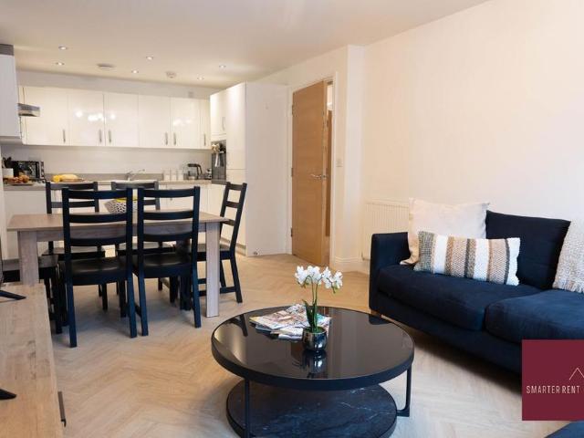 3 bedroom apartment to rent