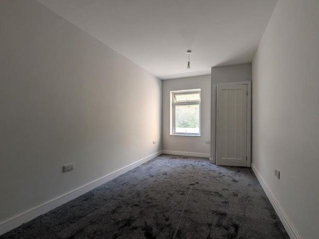 3 bedroom apartment to rent