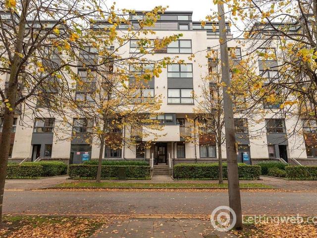 3 Bedroom Apartment to Rent at Edinburgh, Forth, Pilton
