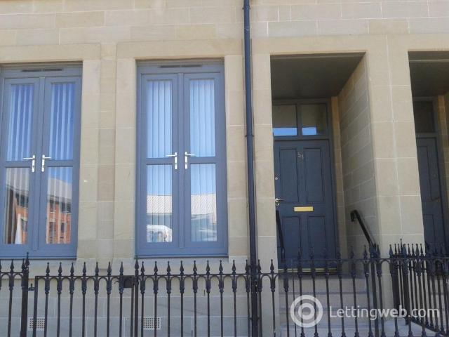 3 Bedroom Apartment to Rent at Edinburgh, Leith, Newhaven Harbour