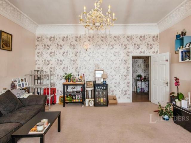 3 bedroom apartment to rent Elmfield Gardens, Battenhall, Worcester, WR5