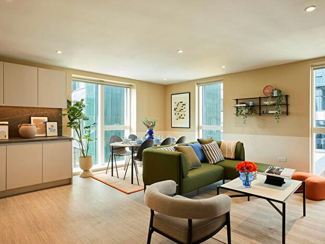 3 Bedroom Apartment To Rent In Candleriggs, Trongate, Glasgow, Glasgow City, G1