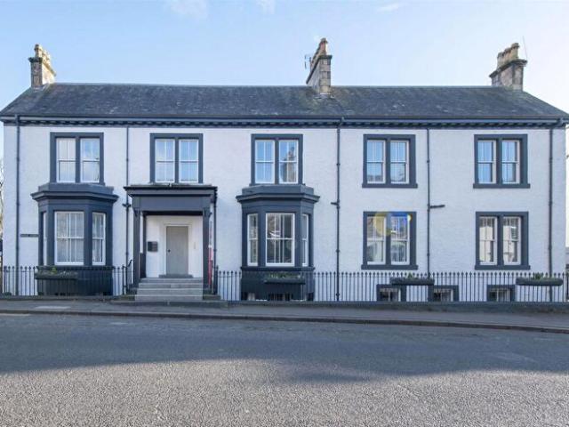 3 Bedroom Apartment To Rent In A Bridge Street, Dollar, FK14