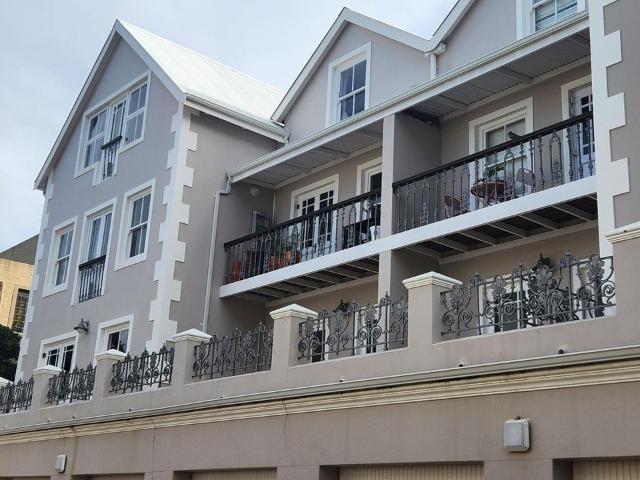 3 Bedroom apartment to rent in Beach Estate, Hout Bay