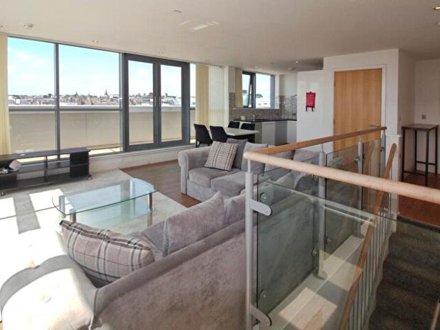 3 Bedroom Apartment To Rent In Broad Street, Nottingham, Nottinghamshire, NG1