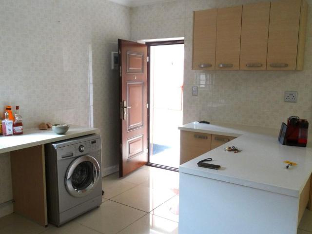 3 Bedroom apartment to rent in Broadacres, Sandton