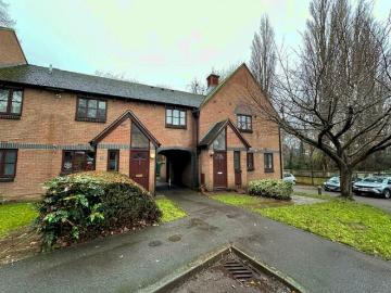 3 Bedroom Apartment To Rent In Green Ridges, OX3