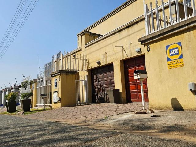 3 Bedroom apartment to rent in Greymont, Johannesburg