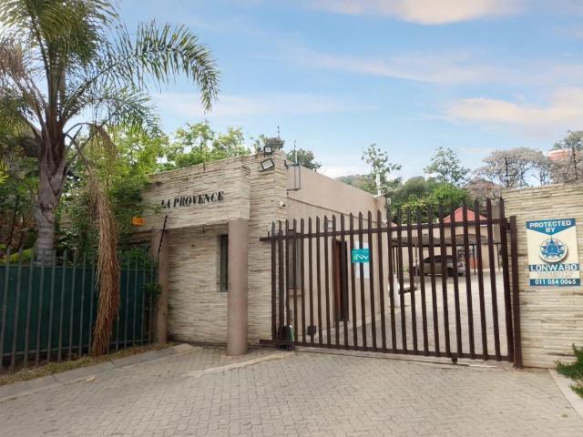 3 Bedroom Apartment to Rent in Ferndale